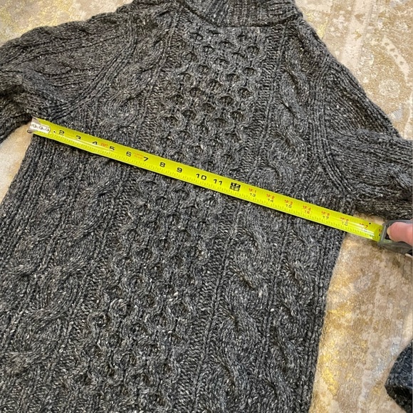 Nordic Store Iceland Hand-Knit Shawl Collar Sweater - Picture 5 of 10